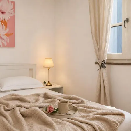 Elegance With Terrace- Ac- Ultra Wi-fi Apartment Triest